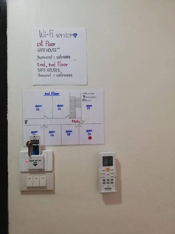 Safe House Phi Phi Island New Improvements Hotel Guest house