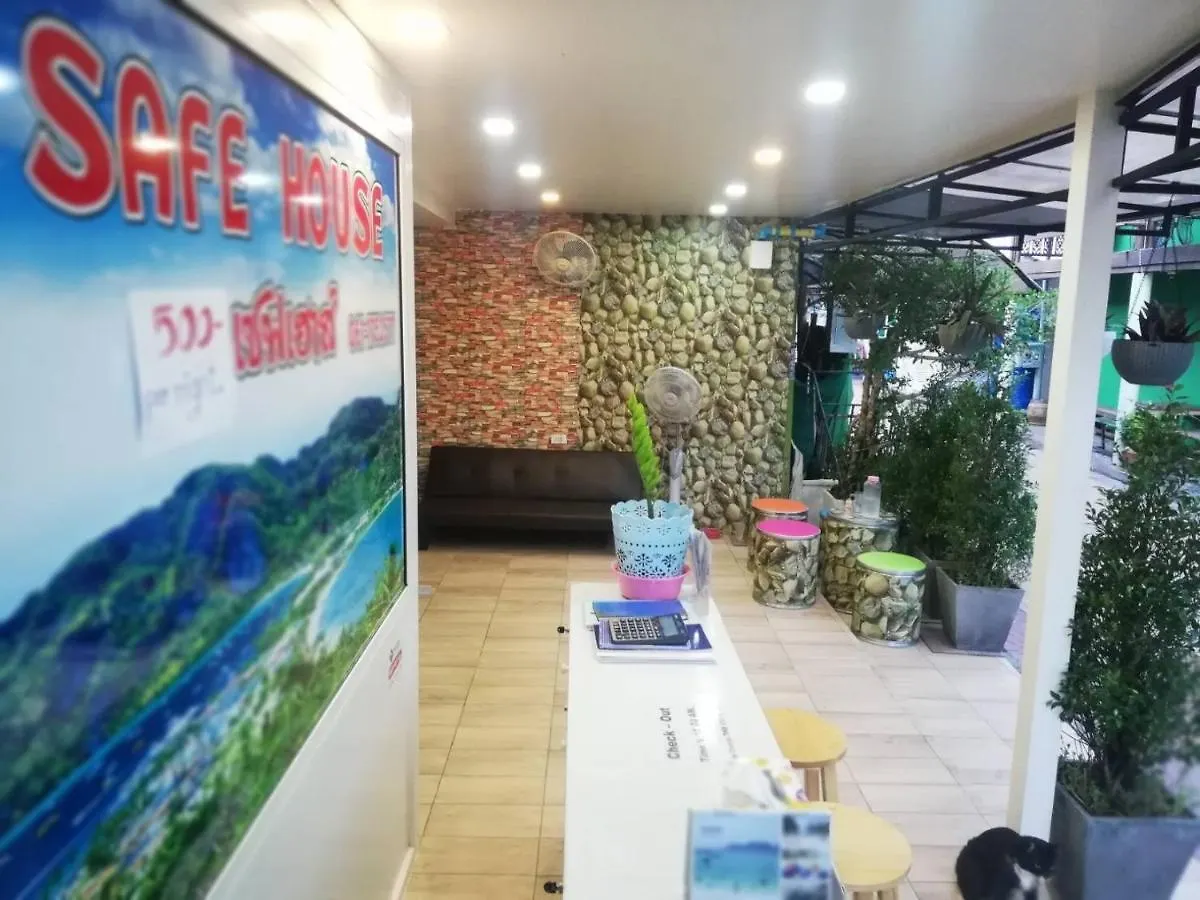 Safe House Phi Phi Island New Improvements Hotel Guest house Phi Phi Don