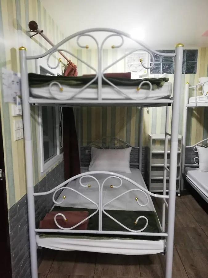 Guest house Safe House Phi Phi Island New Improvements Hotel