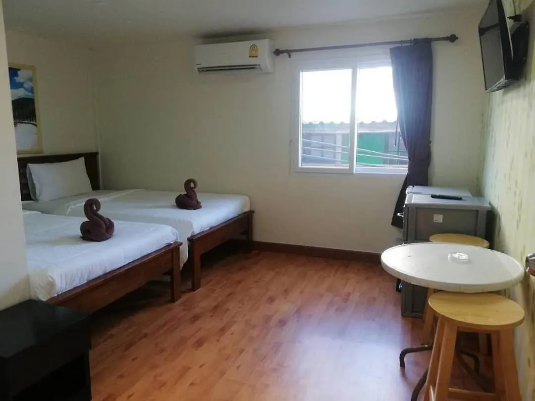 Safe House Phi Phi Island New Improvements Hotel 0*, Phi Phi Don Thailand