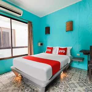 Hotel Oyo 1103 Pirates House, Phi Phi Don